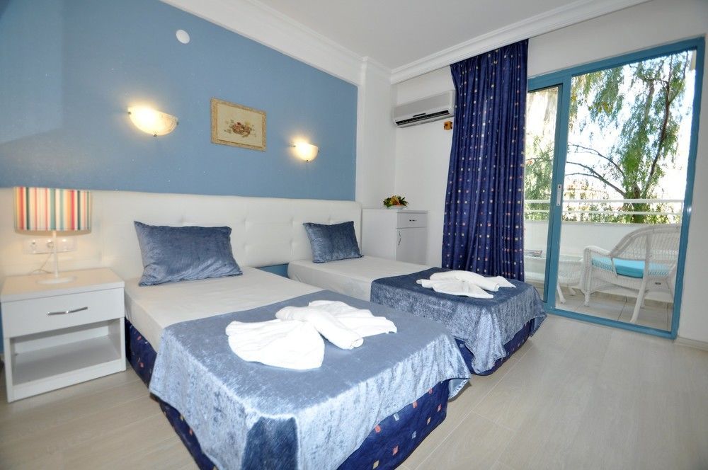 Navy Hotel İçmeler Exteriér fotografie